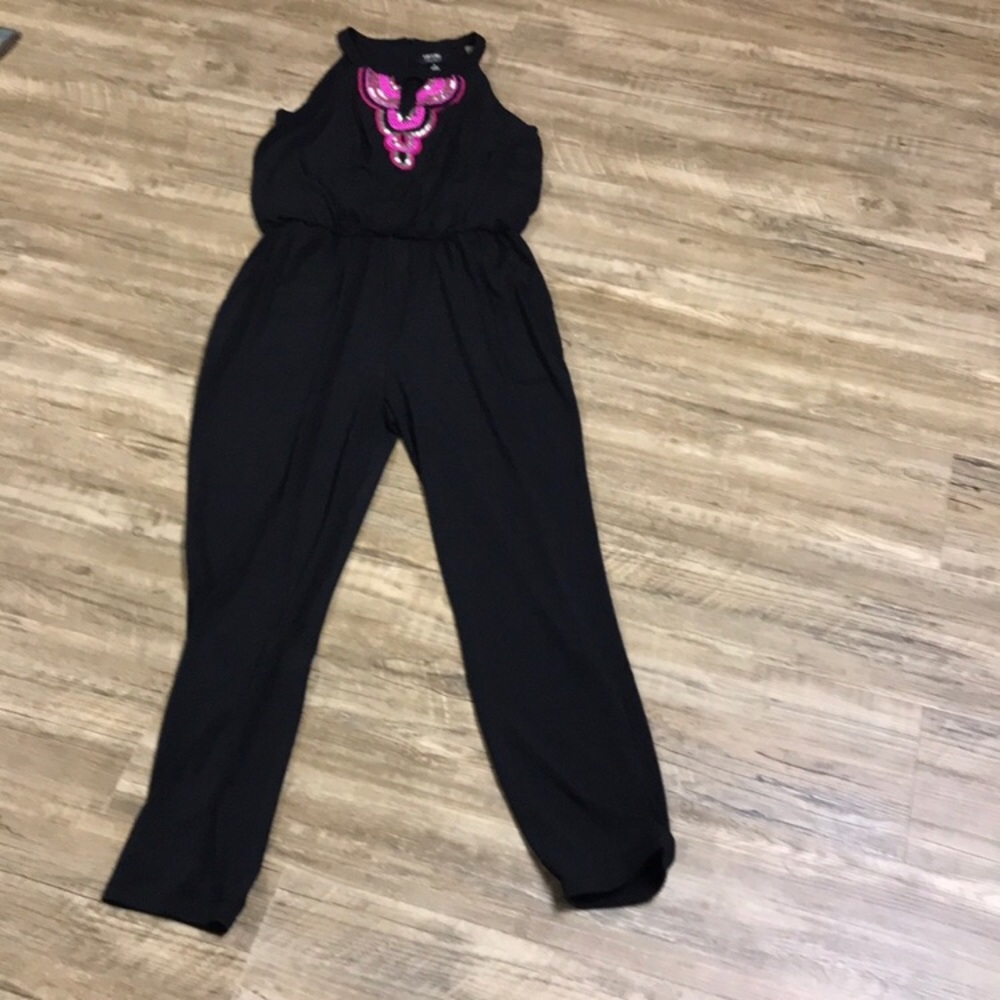 Jumpsuit - Picture 3 of 4